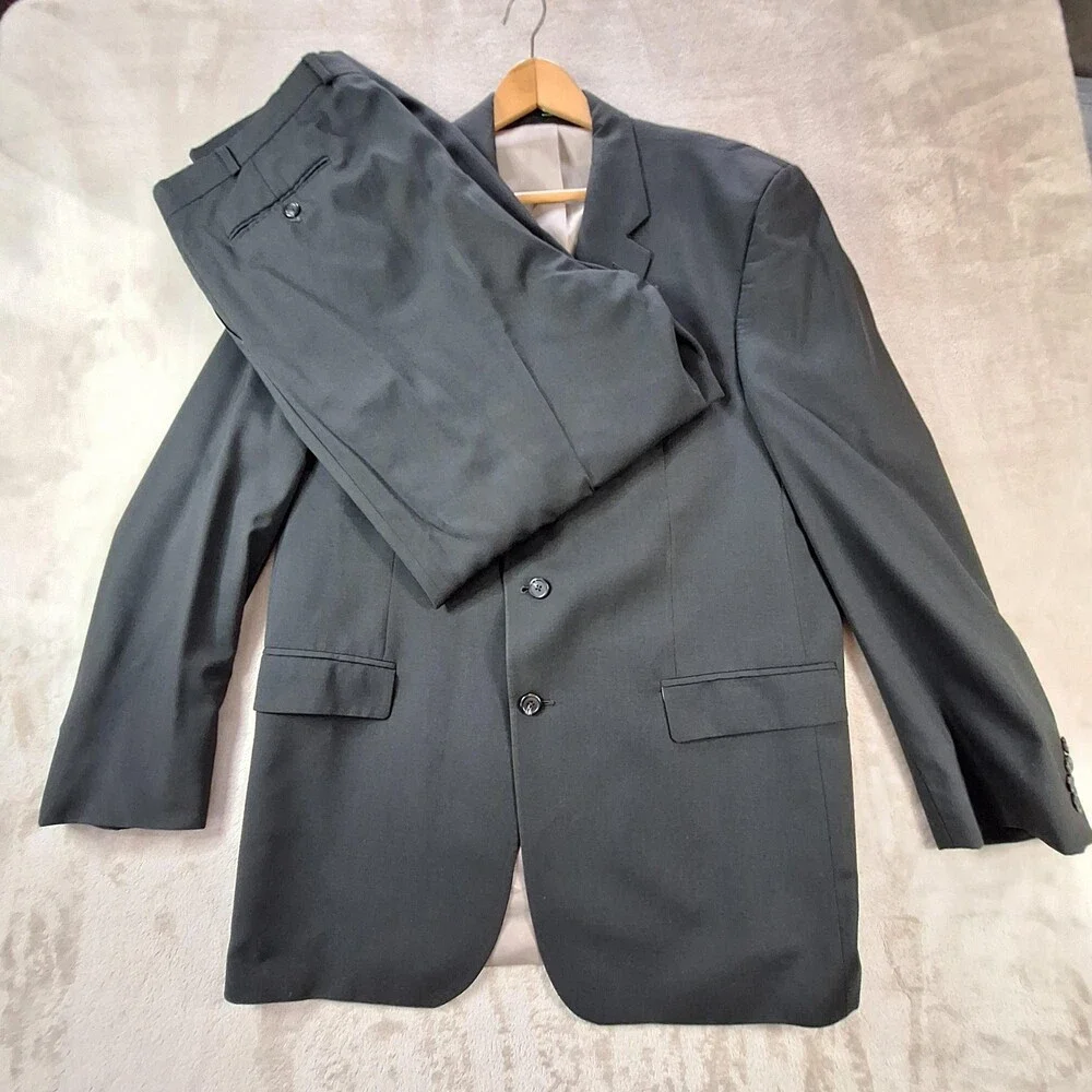 Lauren Ralph Lauren 2 Piece Suit Mens 46L Charcoal Pleated Pants Made Canada